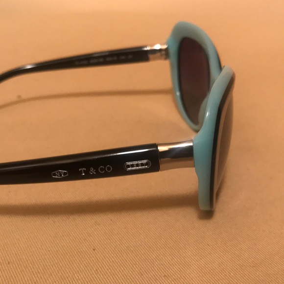 TIFFANY & CO. Women’s design sunglasses NWT - Picture 5 of 8